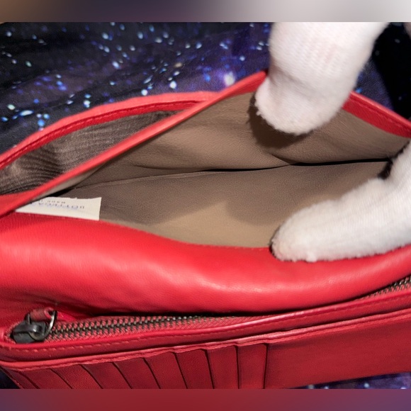 Bottega Veneta Intrecciato Leather Continental Wallet – Red Interior - Picture 5 of 11